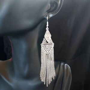SILVER BOHO AZTEC WESTERN DIAMOND SHAPED TASSEL DANGLE EARRINGS